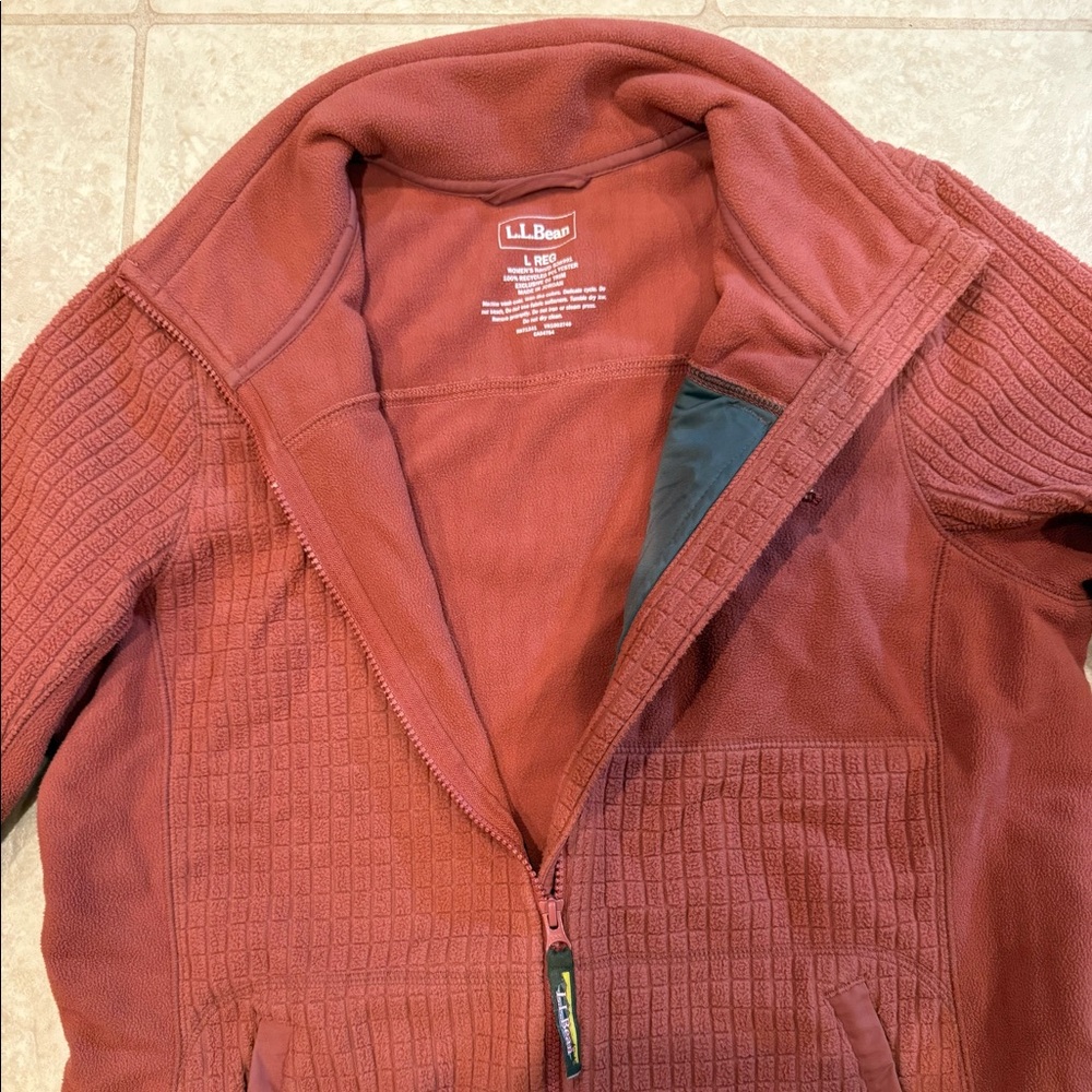 L.L. Bean pink medium wight jacket - Picture 3 of 4